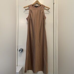 Sleeveless silky maxi dress in rose gold/brown S